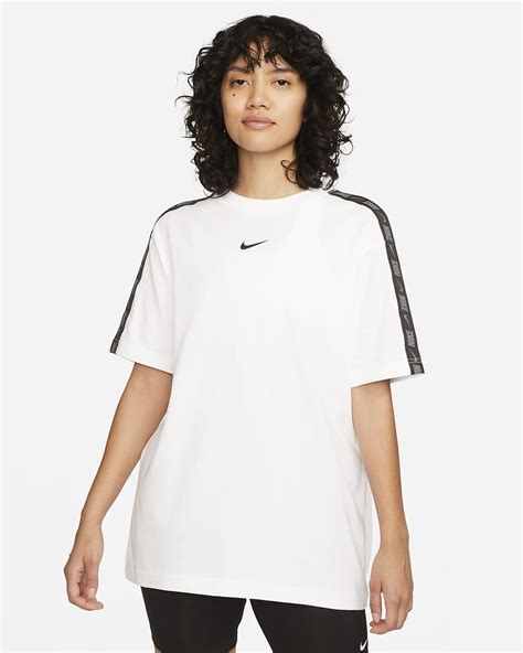 nike t shirt online shopping